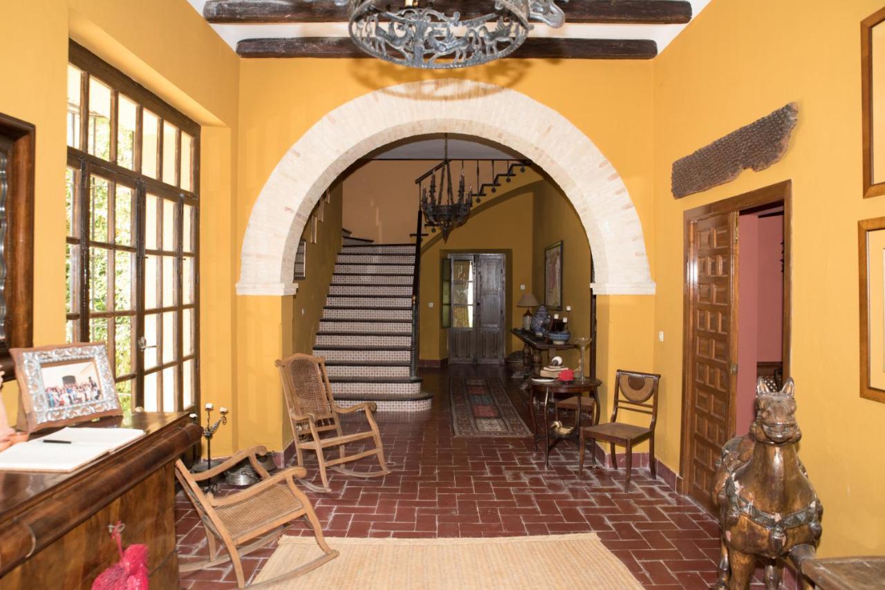 Hacienda La Indiana Hotel Los Palacios Y Villafranca Exterior photo